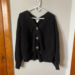 Black Cropped V-Neck Button Down Sweater